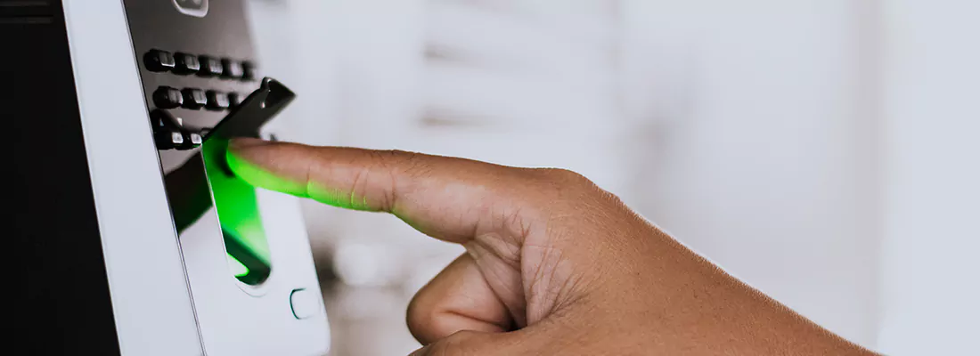 Smart Gate Locks with Remote Access Features in Hollywood, FL