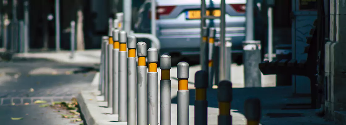 Safe and Convenient Retractable Barrier Column Systems for Properties in Hollywood, FL