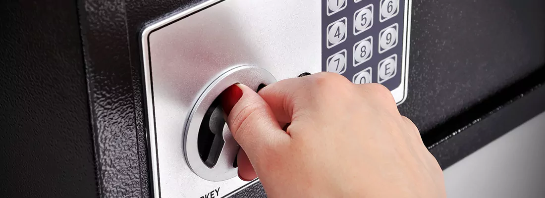 Safe Replacement in Hollywood, FL